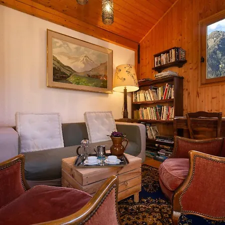 Les Bossons Chalet Sleeps 4 Chamonix