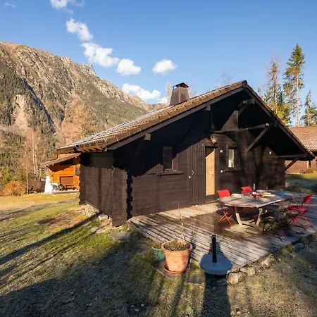 Les Bossons Chalet Sleeps 4