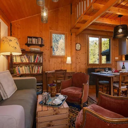 Les Bossons Chalet Sleeps 4 Chalet