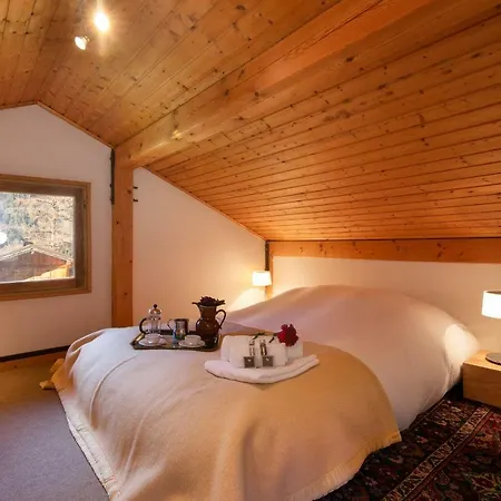 Les Bossons Chalet Sleeps 4 * Chamonix